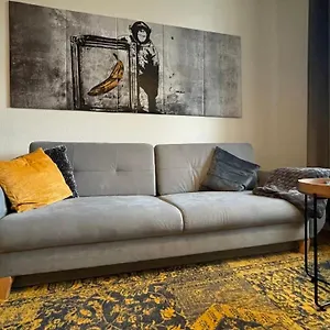 Apartment Am Lene-voigt-park, Netflix, Lichtdurchflutet
